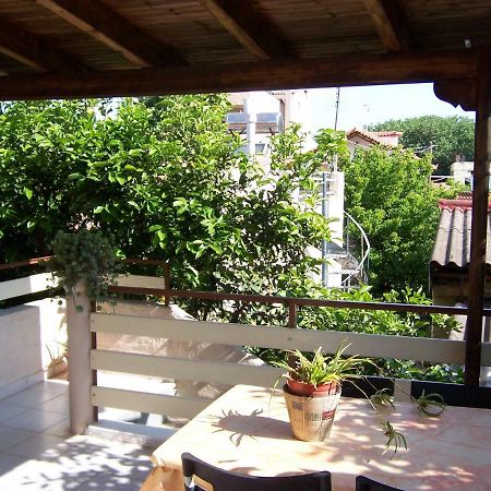 Maria'S Haus In Artemida Apartment Exterior photo