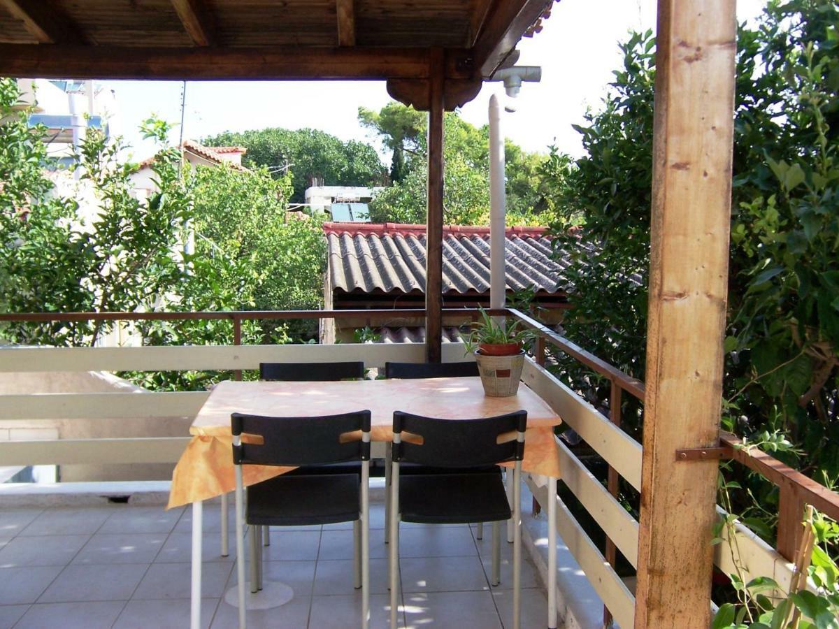 Maria'S Haus In Artemida Apartment Exterior photo